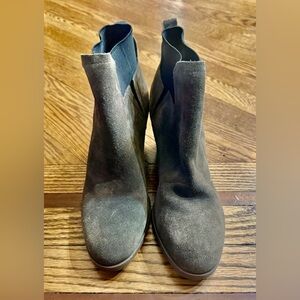Guess Suede Ankle‎ Booties - 6.5